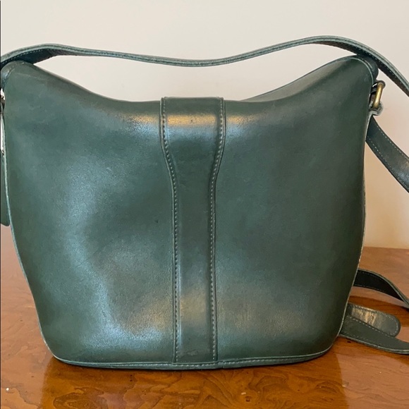 **RARE** VINTAGE Coach 💚 Green Leather Shoulder Bag - Picture 2 of 11